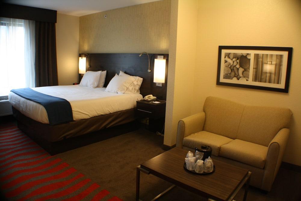 Holiday Inn Express And Suites - Bradford By Ihg Ngoại thất bức ảnh