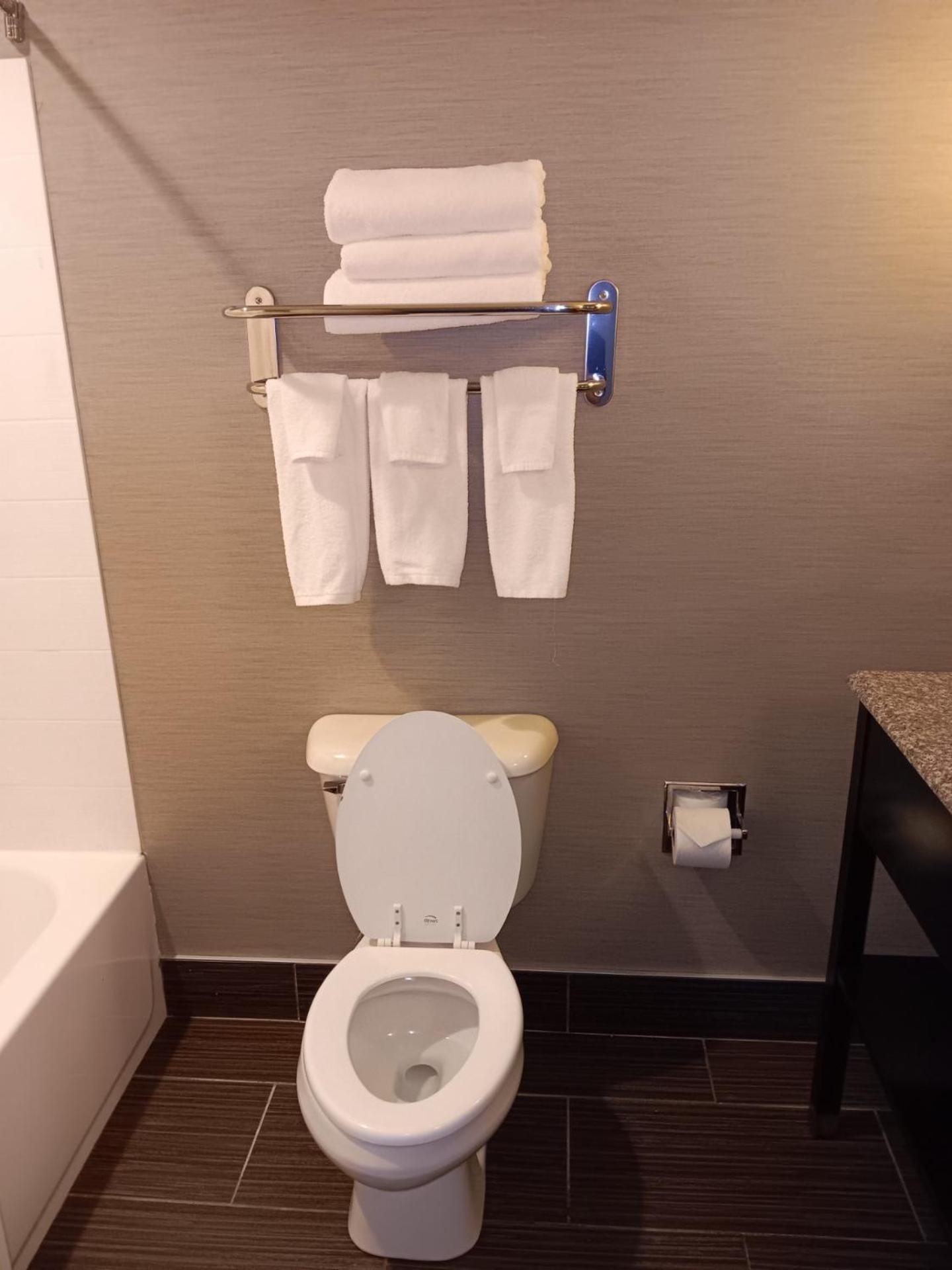 Holiday Inn Express And Suites - Bradford By Ihg Ngoại thất bức ảnh