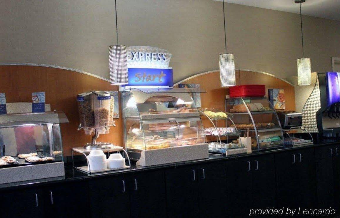 Holiday Inn Express And Suites - Bradford By Ihg Ngoại thất bức ảnh