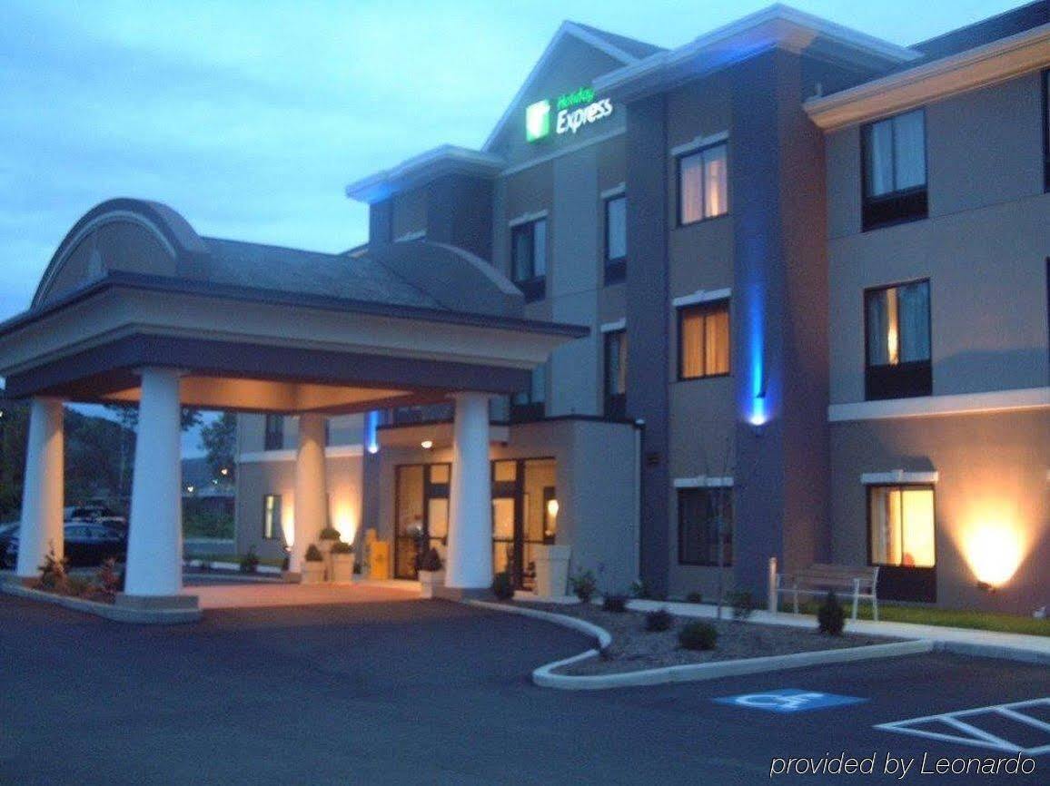 Holiday Inn Express And Suites - Bradford By Ihg Ngoại thất bức ảnh